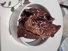现制熏鲳鱼-漢舍中国菜馆(889广场店)