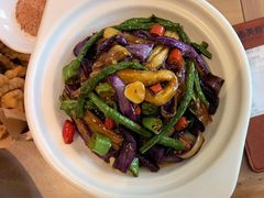 -严记小天府酸菜鱼(西四路店)