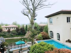 -芭东小镇温泉
