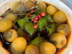 青椒皮蛋-老佛爷铜炉蛙锅(海岸城店)