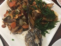 -Dang restaurant (patong phuket)