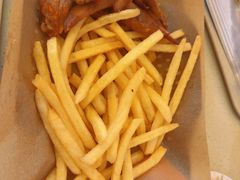 -尊宝比萨(华景新城店)