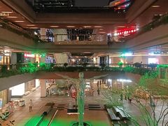 -瑞虹新天地月亮湾