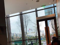 靠窗位-星巴克臻选(成都东方新希望天祥店)