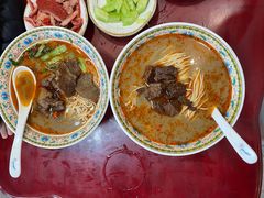 -金杨拉面王小吃面馆·牛三宝面·红烧牛肉粉