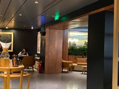 大堂-星巴克臻选(国贸商城首店)