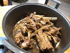 -茸梅路右拐龙虾-农家菜(松江店)