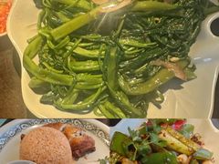 -大头虾越式风味餐厅(光明广场店)