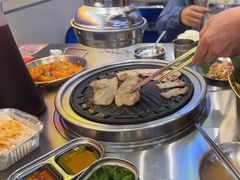 -哈哈碳都·牛肋条无限自助烤肉(宝龙店)