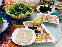 -海鲨湾海鲜会馆(百家湖1912店)