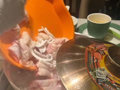 -润园四季椰子鸡火锅(卓越INTOWN店)