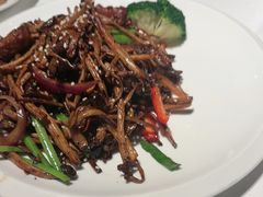 -八府香鸭·啫啫煲(华山路店)