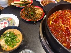 -沸炉重庆老火锅(军事博物馆店)