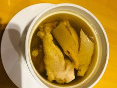 元盅鲜鸡汤-鼎泰丰(嘉年华•海信广场VILLAGE店)