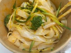 -勾魂凉皮(辉煌国际店)