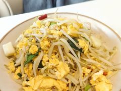 笨豆芽炒山鸡蛋-一捞鲜•青岛大虾面(八大关店)