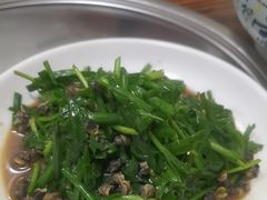 -小胡子农家菜馆