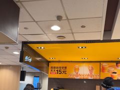 -麦当劳(湖光北街店)