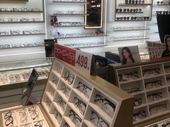 -美式眼镜·授权蔡司.依视路.尼康.豪雅.明月(南翔印象城店)