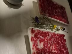 -左庭右院鲜牛肉火锅黑金店(陆家嘴中心店)