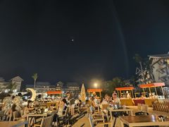 -亚龙湾希尔顿自助餐厅·海鲜·烧烤·沙滩BBQ·现场乐队