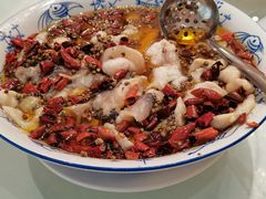 水煮草鱼-渝信川菜 · 川味家常菜(长安店)