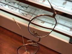 -LensCrafters亮视点·OAKLEY精选(静安嘉里中心店)