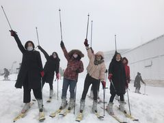 -浙东第一尖雪山欢乐谷