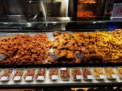 -胖东来生活广场(健康路店)