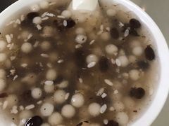 -芳婆糕团店(王府大街店)