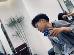 -INSTYLE造型·明星店