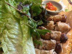 -大头虾越式风味餐厅(光明广场店)