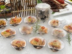 -品海楼·大连海胆锅贴馆(东港店)