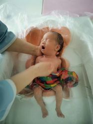 -菁幼月子会所(儿童医院店)