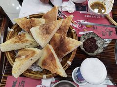 火炕馍-塞外安答冰煮羊火锅 (云梦店)