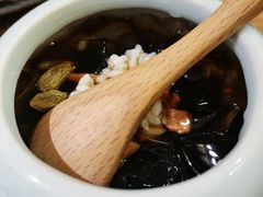 -九锅一堂酸菜鱼(石家庄先天下店)
