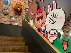 -LINE FRIENDS Garosu-gil Flagship Store