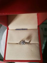 -威德钻石-克拉钻大本营(南京东路店)