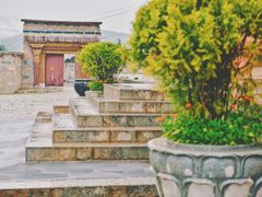 -噶丹松赞林寺