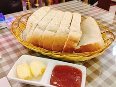 槽子面包切片-华梅西餐厅(哈尔滨中央大街店)
