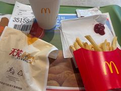 -麦当劳(静安寺店)