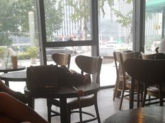 -星巴克(济南美莲广场店)