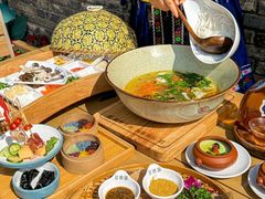 -芸南道·过桥米线(昆明老街旗舰店)