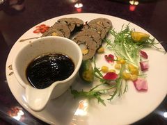 鹅肝寿司卷-乾园风尚五大道