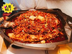 怪味烤鱼-江边城外烤全鱼(世茂广场店)