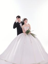 -第一夫人婚纱摄影(南京店)