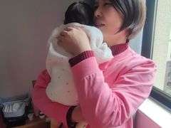 -爱的果实月嫂育婴师(世纪东方店)