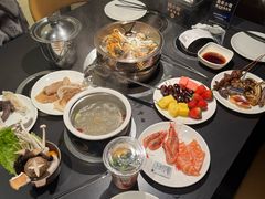 -钱小奴海鲜自助黑金店(杭州滨江龙湖店)