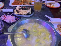 -路边边.炒菜烧烤.音乐餐厅(良乡长虹店)