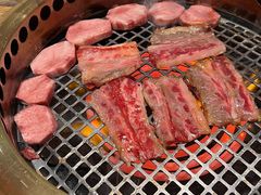 -肉魁屋·烧肉·烧鸟·酒场(高新店)